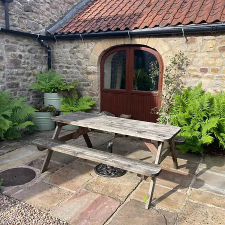 بيت للعطل The Dairy - Barn Conversion On Coast To Coast Route Near *